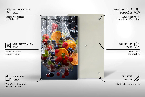 De vidrio templado frutas en agua