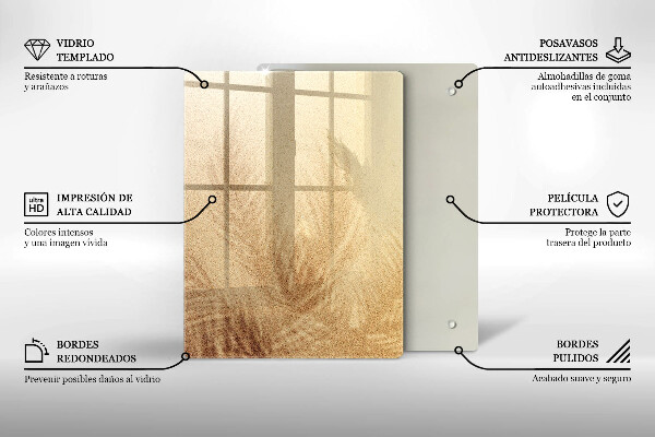 Tabla de cortar de vidrio Nueces sobre un fondo blanco