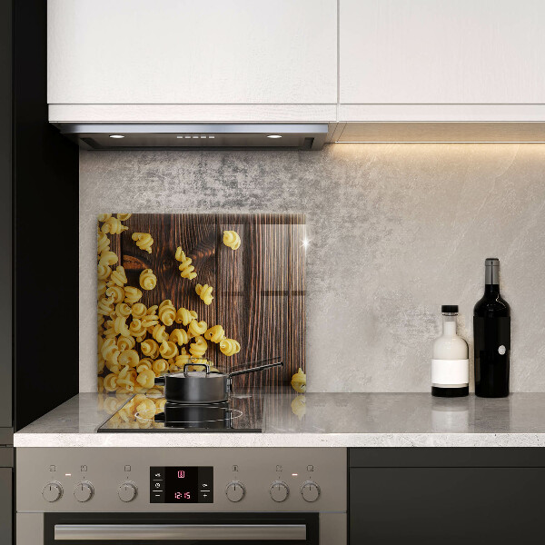 De vidrio templado Pasta en la mesa