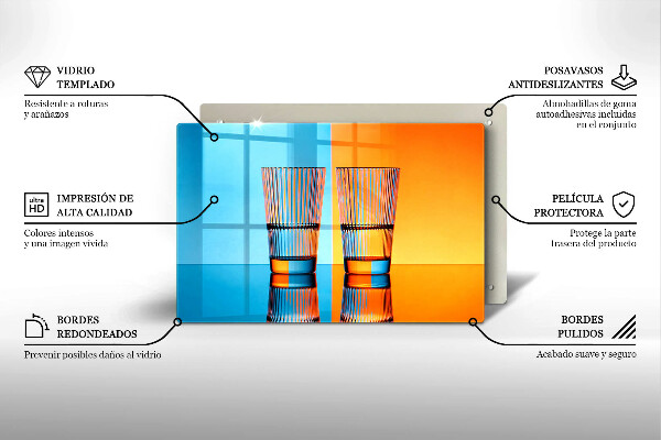 Tabla de cortar de vidrio Dos vasos de agua