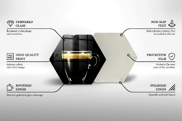 Tabla de cortar de vidrio Un vaso de café negro