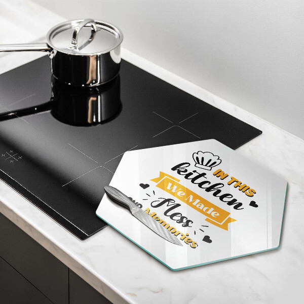 Tabla de cortar de vidrio In this kitchen we made mess and memories