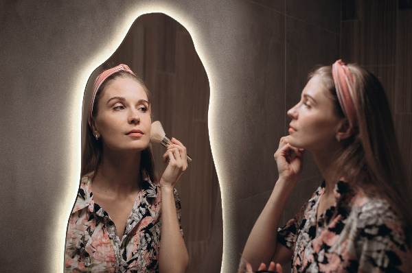 Espejo organico con luz led elegante 40x80 cm