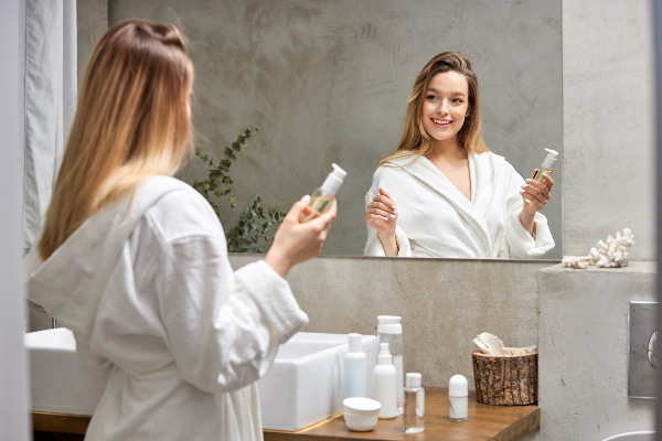 Espejo decorativo rectangular sin marco 100x70 cm