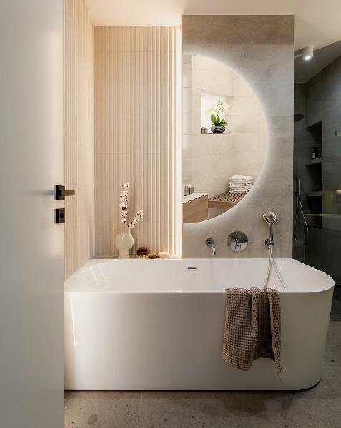 Espejo led semi-circular 25x50 cm