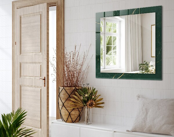 Hojas verdes y doradas