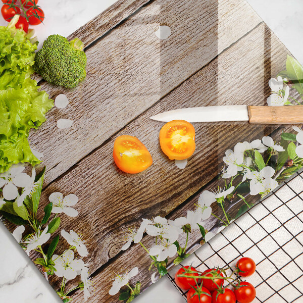 Cubre encimera Flores blancas en las tablas.