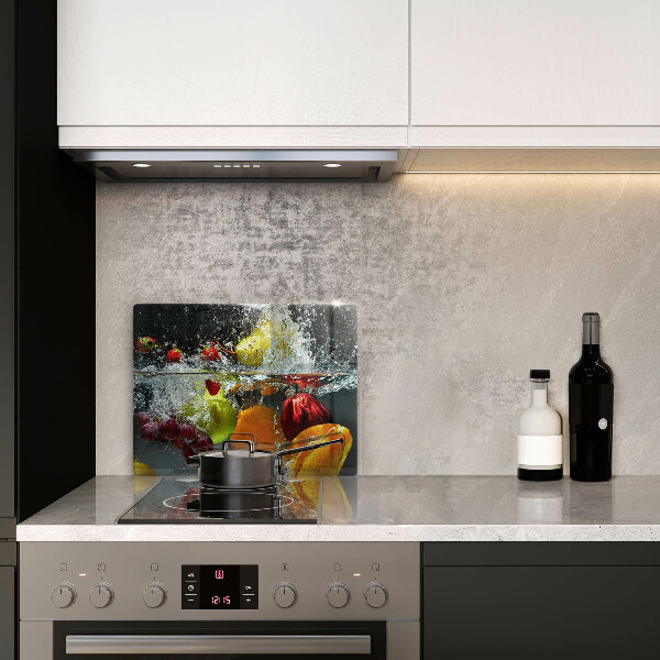 Cubre vitrocerámica Fruta jugosa en agua.