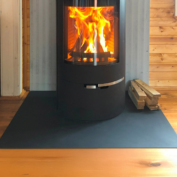 Protector de suelo para estufa de chapa negra 100x70 cm