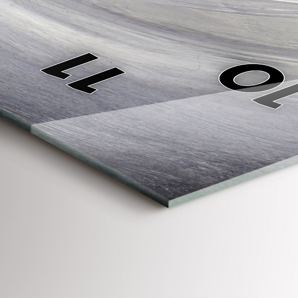 Reloj vertical Cuervo a la luz de la luna - espejomat.es