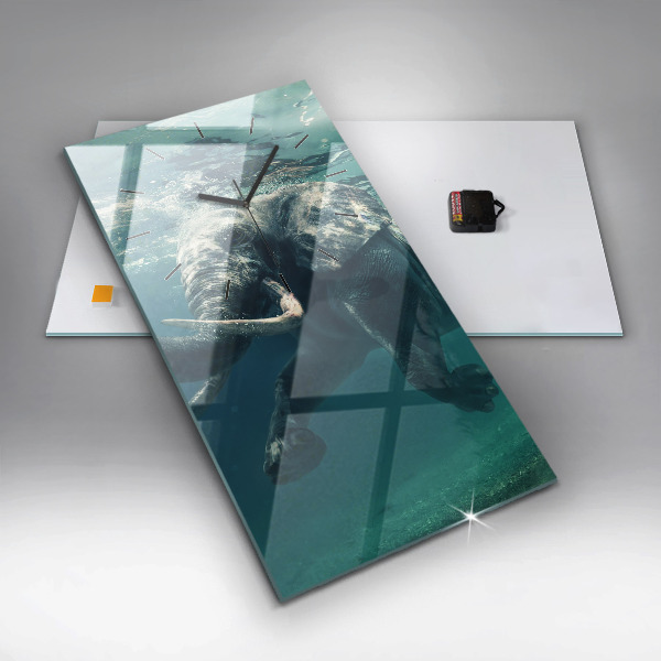 Reloj vertical Elefante flotante en el océano - espejomat.es
