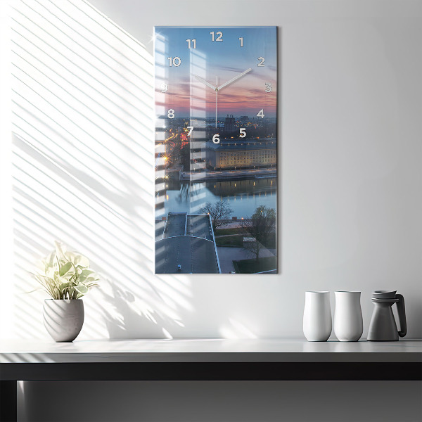 Reloj de vidrio vertical Wroclaw desde un dron - espejomat.es