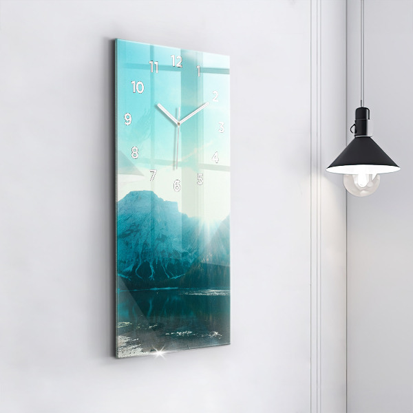 Reloj vertical Montaña y río en Polonia - espejomat.es