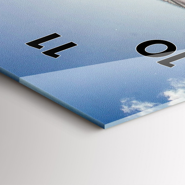 Reloj de cristal vertical Bandera polaca contra el cielo - espejomat.es