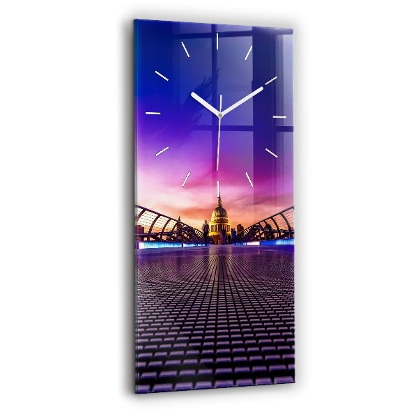 Reloj vertical Catedral de San Pablo - espejomat.es