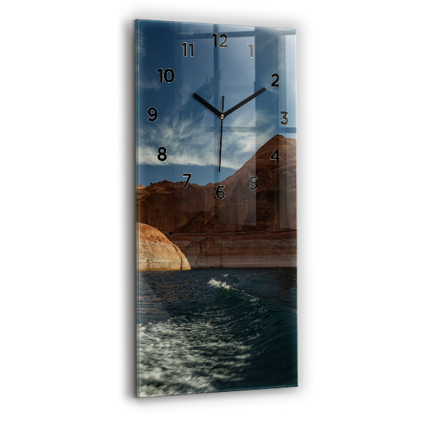 Reloj de vidrio vertical Persona sobre esquís acuáticos - espejomat.es
