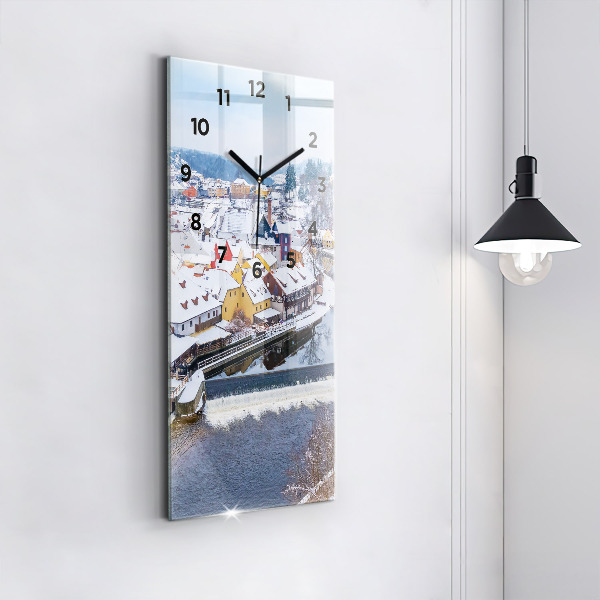 Reloj vertical Panorama de una ciudad en invierno - espejomat.es