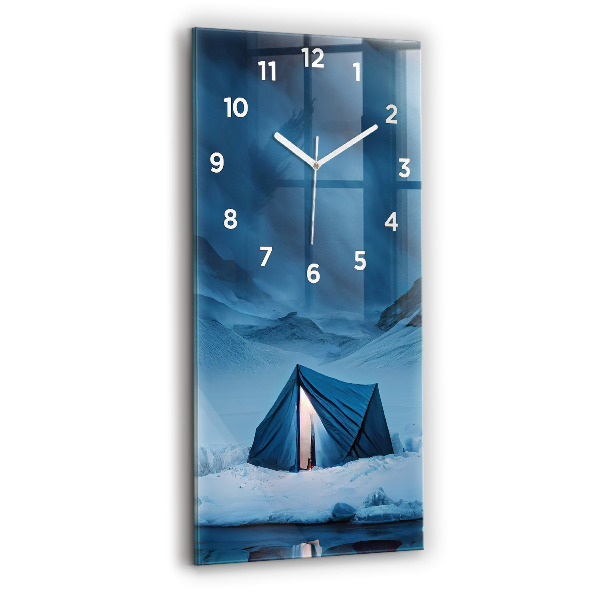 Reloj vertical Tienda de campaña en las montañas de Islandia - espejomat.es