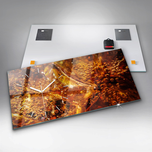 Reloj de cristal horizontal Primer plano de una copa