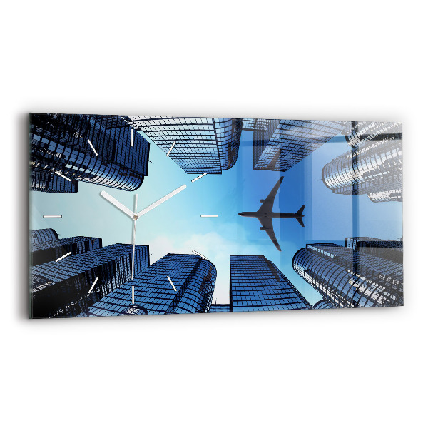Reloj de cristal horizontal Avión sobre edificios