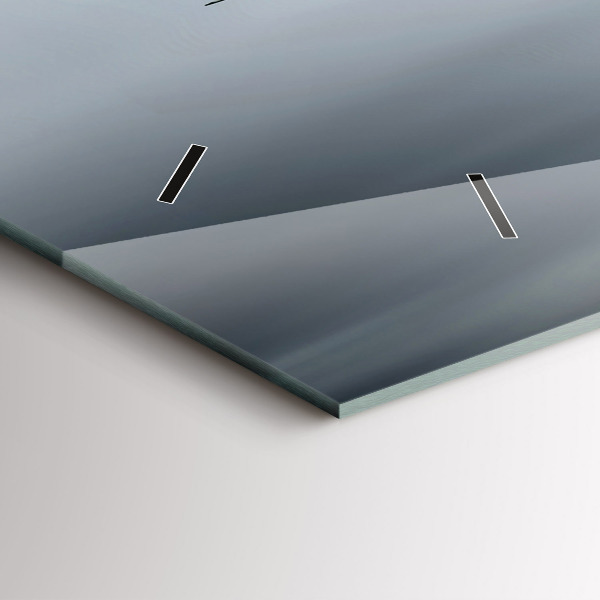 Reloj de cristal horizontal Avión militar en vuelo