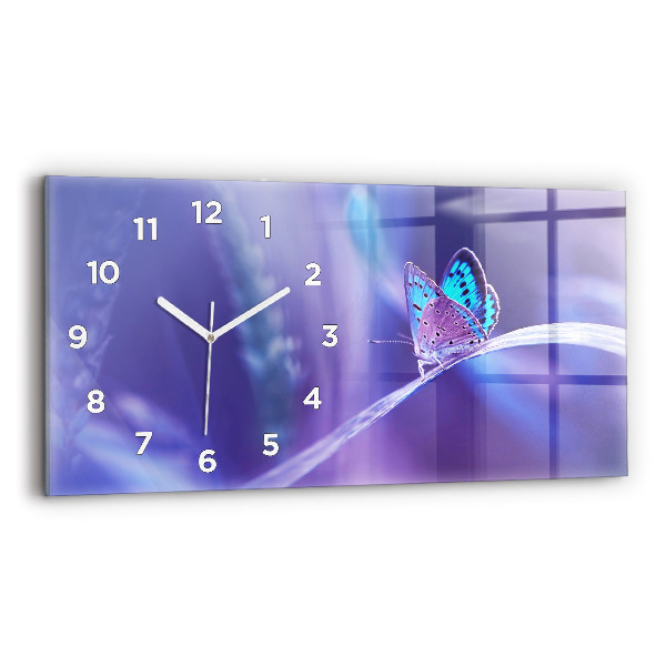 Reloj horizontal Mariposa sobre hierba