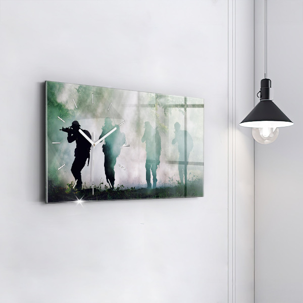 Reloj de cristal horizontal Soldados en un bosque