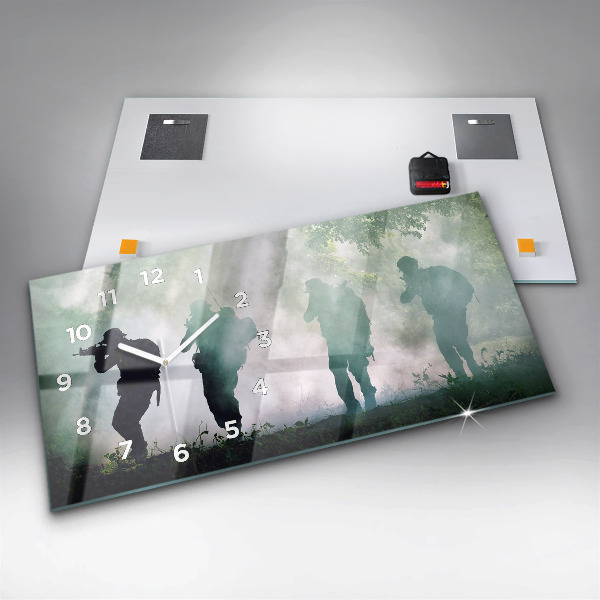 Reloj de cristal horizontal Soldados en un bosque