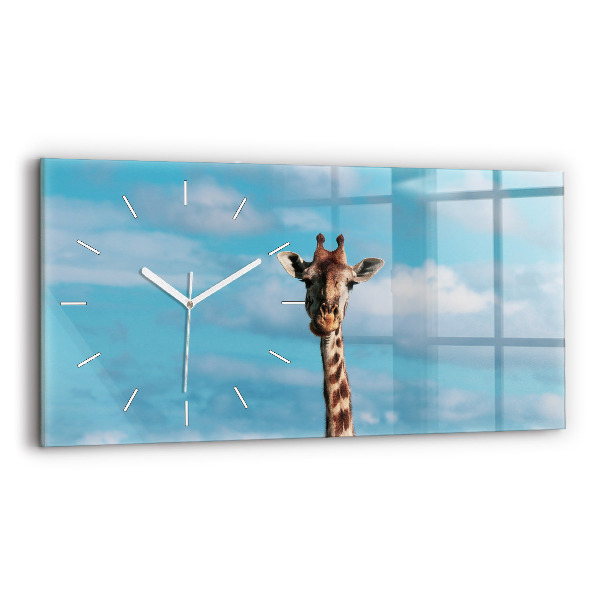 Reloj de cristal horizontal Jirafa alta sobre fondo de cielo
