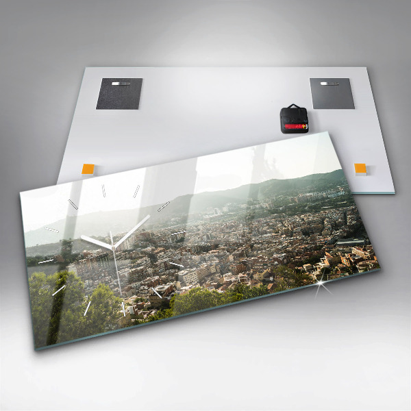 Reloj horizontal Vista de Montjuic en Barcelona