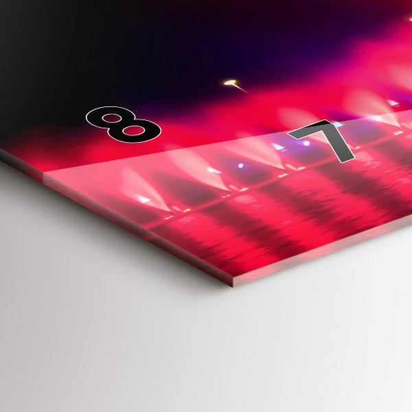 Reloj de cristal horizontal Fuente de Wrocław por la noche