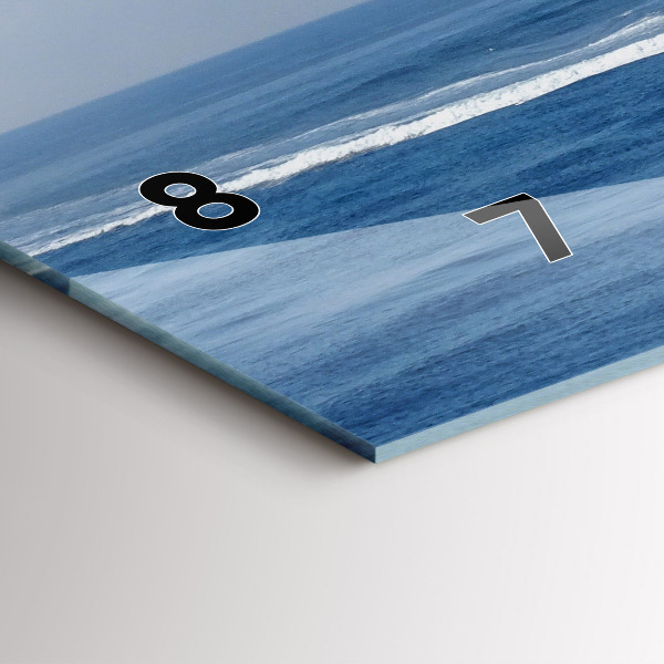 Reloj horizontal Barco flotante en el océano