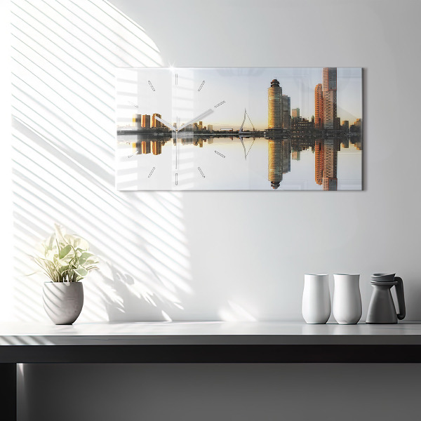 Reloj horizontal Ciudad junto al río