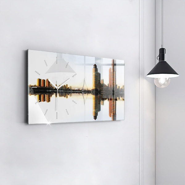 Reloj horizontal Ciudad junto al río