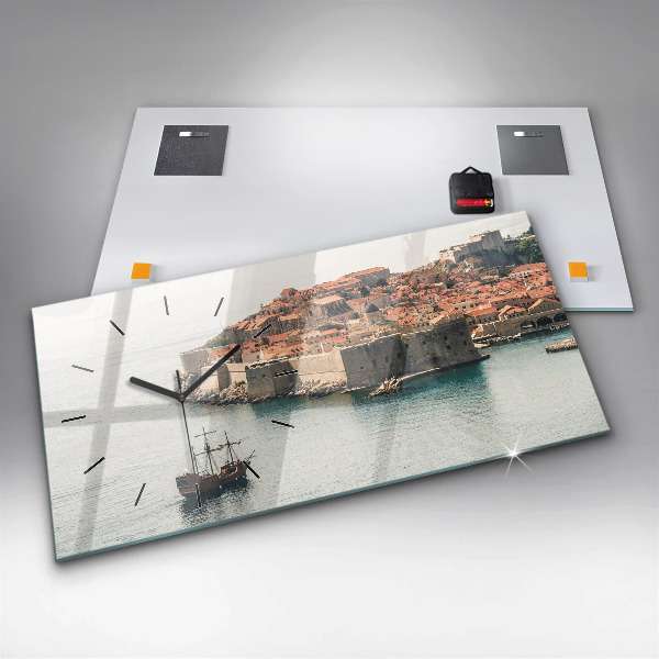 Reloj horizontal Velero en Dubrovnik
