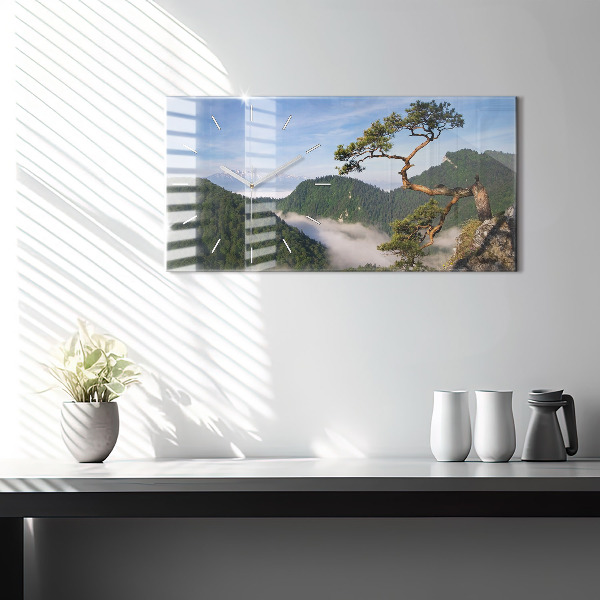 Reloj de cristal horizontal Pico Sokolica en las montañas Pieniny