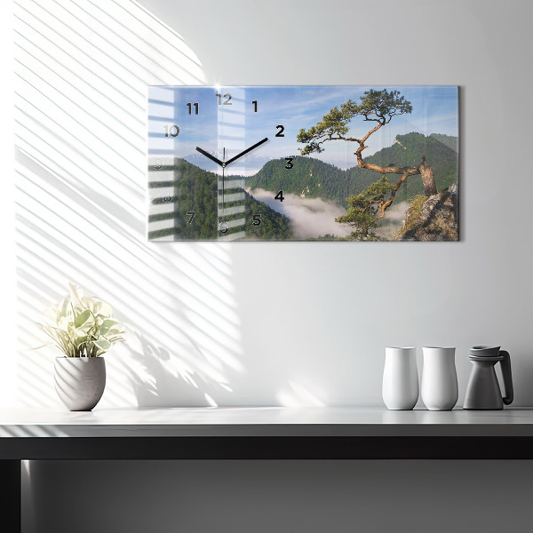 Reloj de cristal horizontal Pico Sokolica en las montañas Pieniny