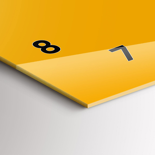 Reloj horizontal Color amarillo dorado