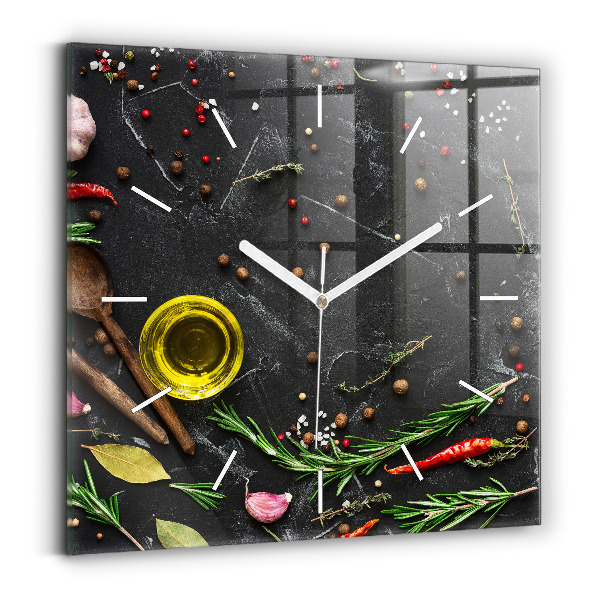 Reloj cuadrado Especias sobre la mesa