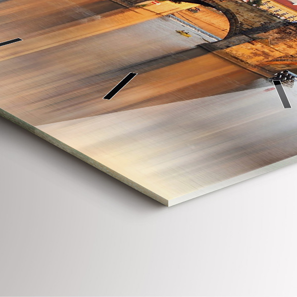 Reloj de pared cuadrado Panorama sobre un río