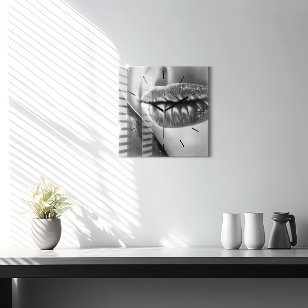 Reloj de pared cuadrado Boca de mujer