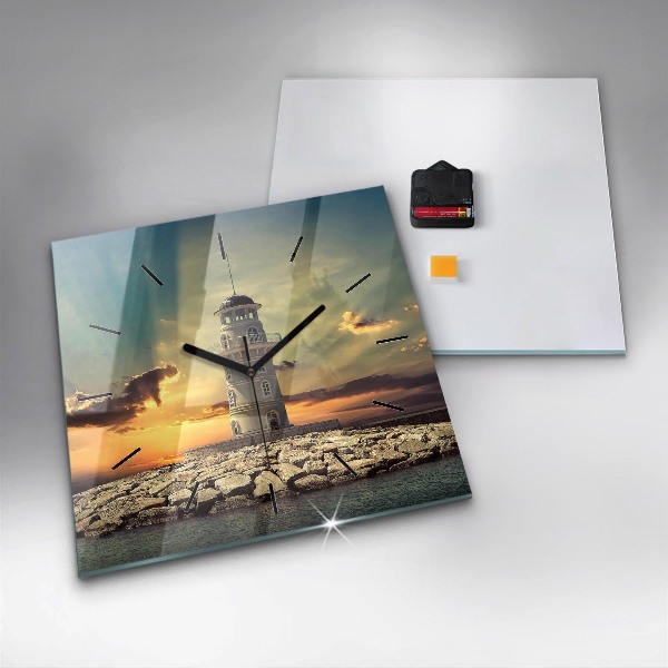 Reloj cuadrado Faro en el mar