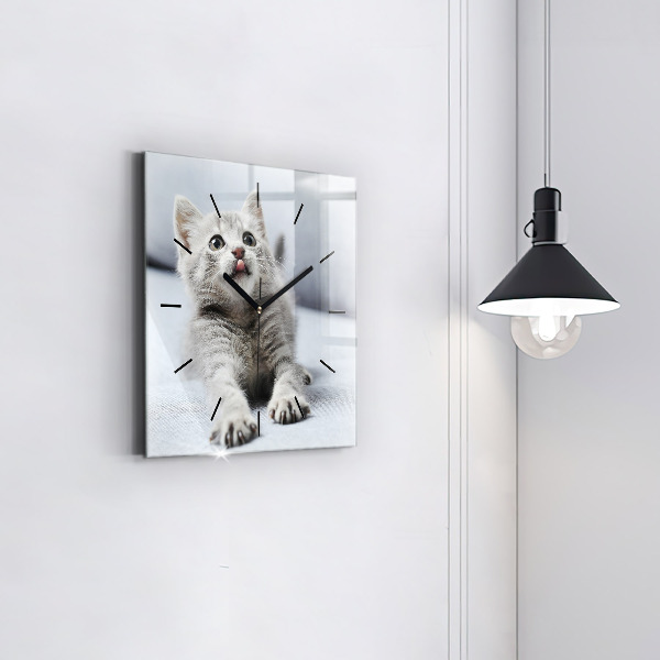 Reloj cuadrado Gato en el sofá