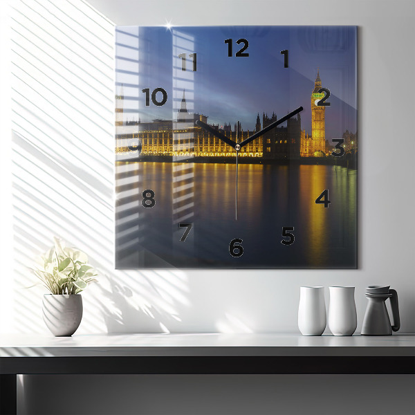 Reloj cuadrado Palacio Winchester de Londres