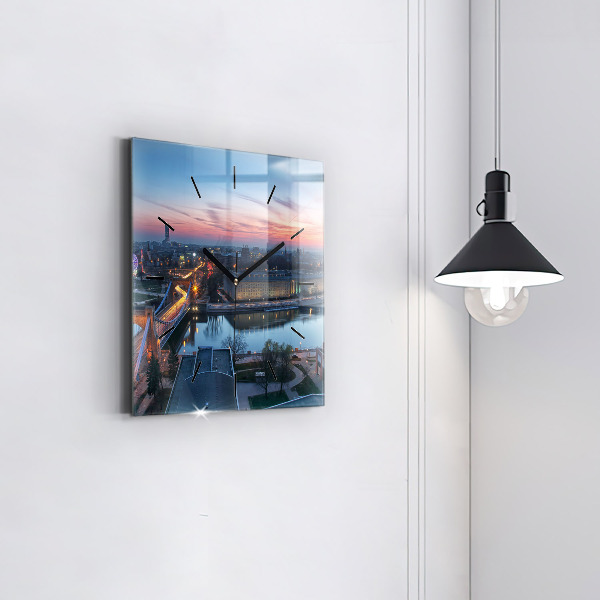 Reloj cuadrado Wrocław desde un dron