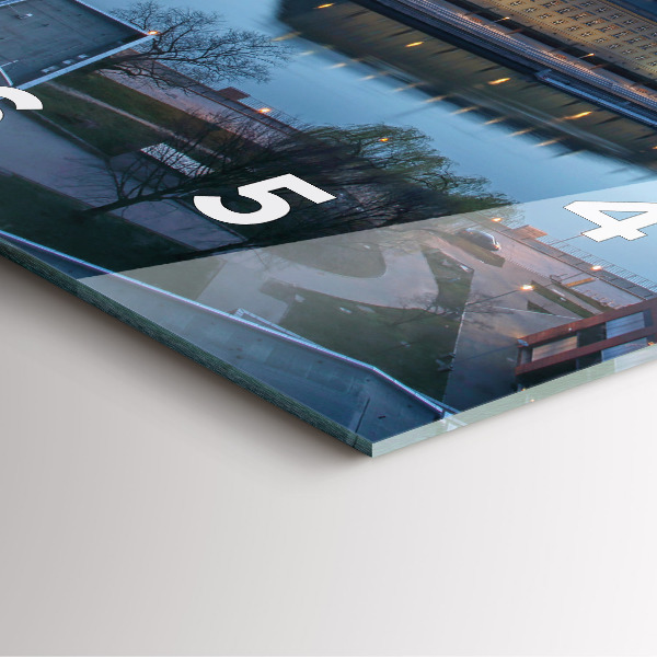 Reloj cuadrado Wrocław desde un dron