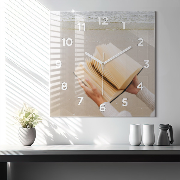 Reloj de pared cuadrado Un momento con un libro