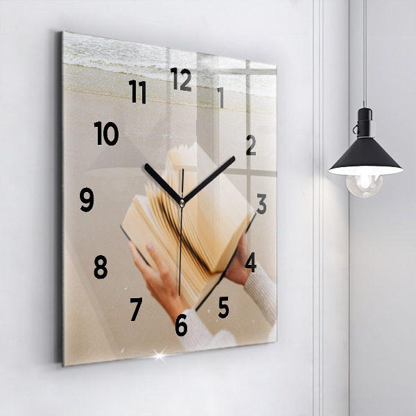 Reloj de pared cuadrado Un momento con un libro