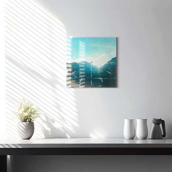 Reloj cuadrado Montaña y río en Polonia