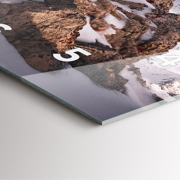 Reloj cuadrado Montaña cubierta de nieve